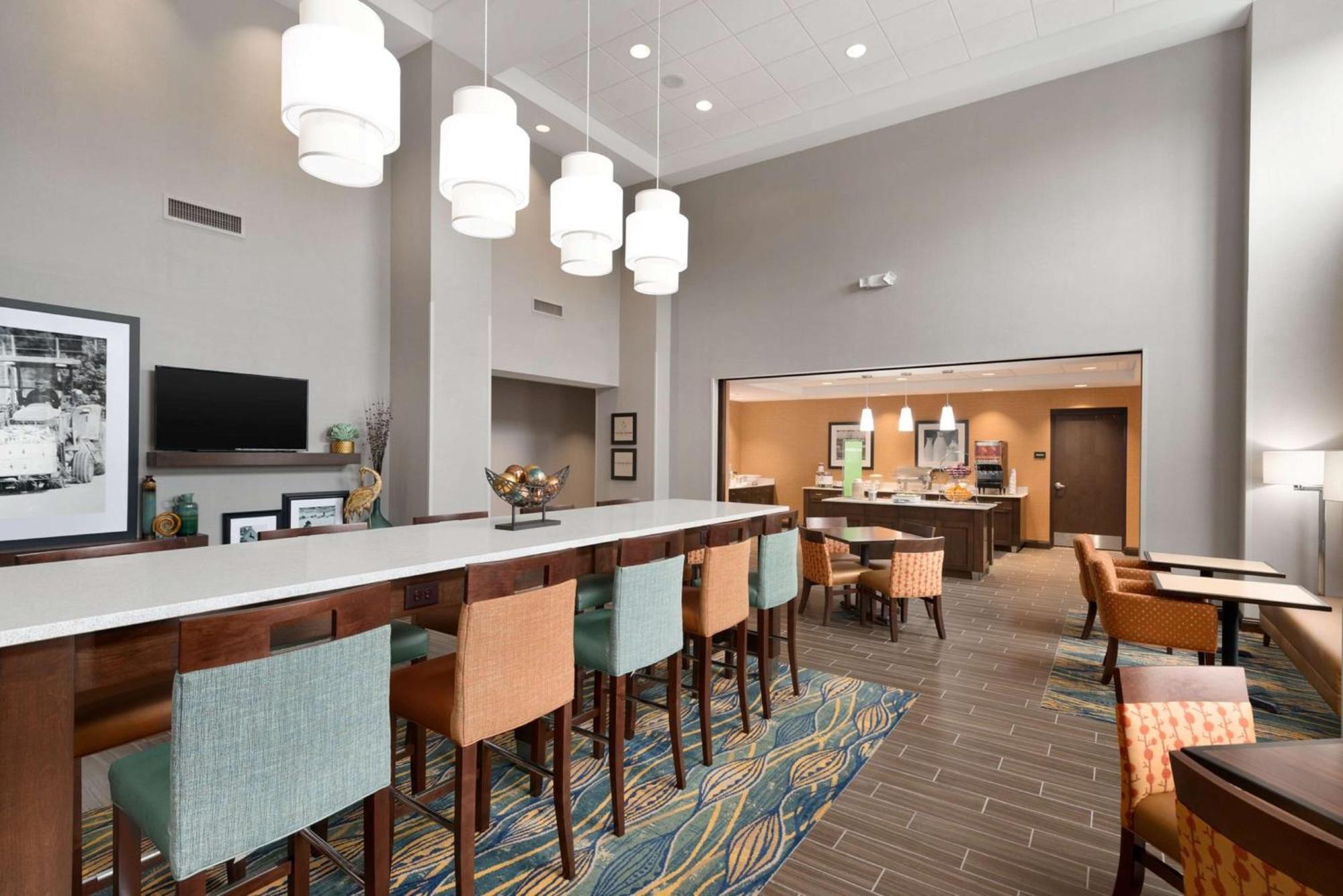 Hampton Inn & Suites - De Land Eksteriør bilde